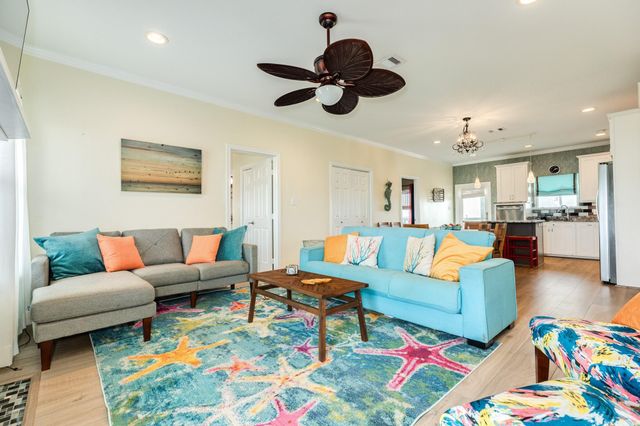 4710 Bayshore Drive, Freeport, TX 77541