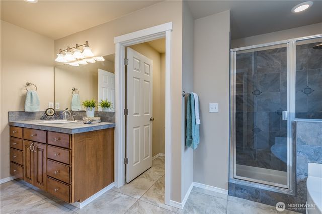 14203 SE 179th Place, Renton, WA 98058