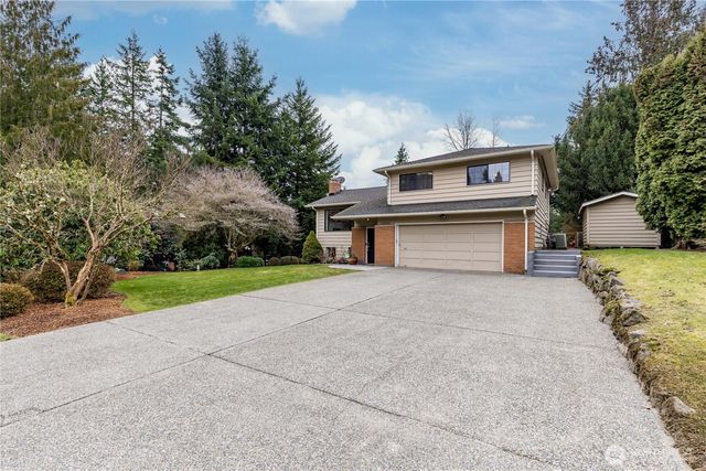 14203 SE 179th Place, Renton, WA 98058