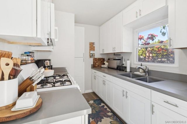 819 21 Tourmaline St, San Diego, CA 92109