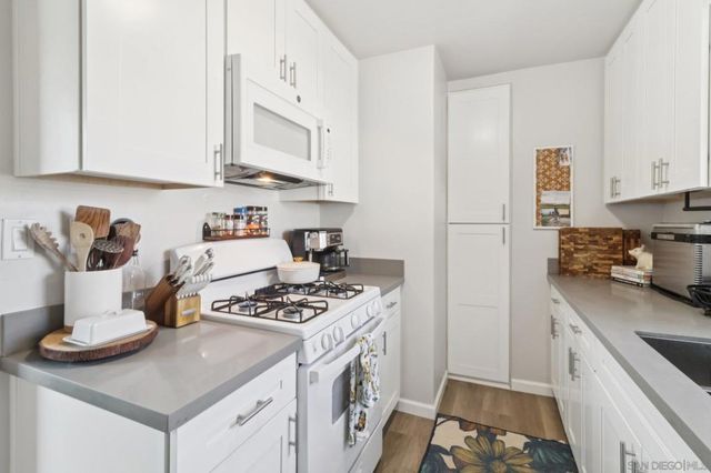 819 21 Tourmaline St, San Diego, CA 92109