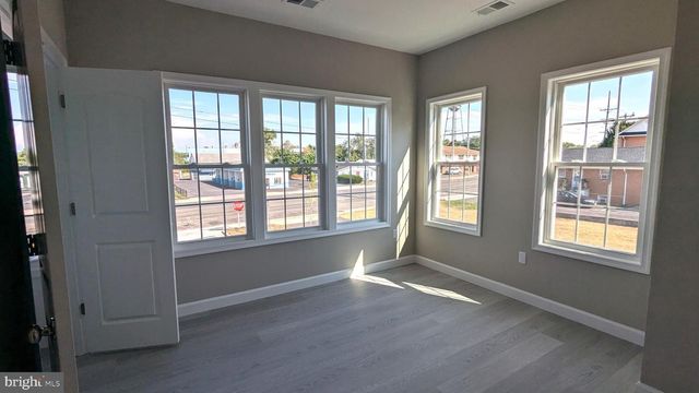 2251 PAPERMILL RD, Winchester, VA 22601