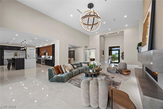 4290 West Ford Avenue, Las Vegas, NV 89139