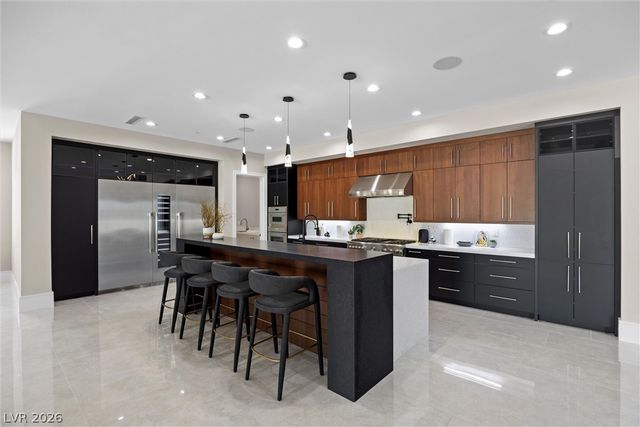 4290 West Ford Avenue, Las Vegas, NV 89139