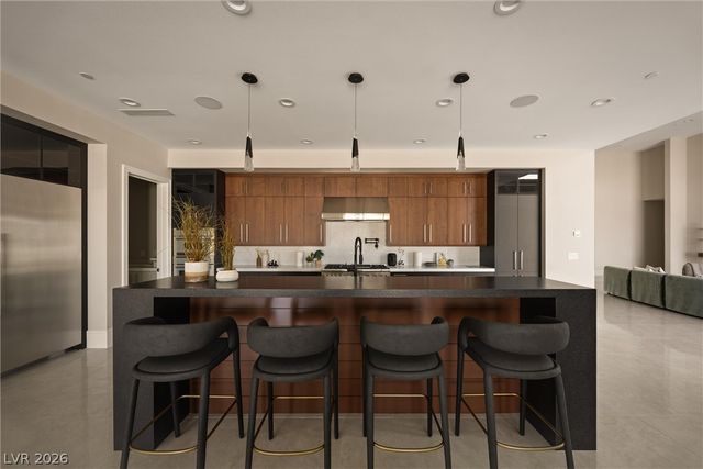 4290 West Ford Avenue, Las Vegas, NV 89139