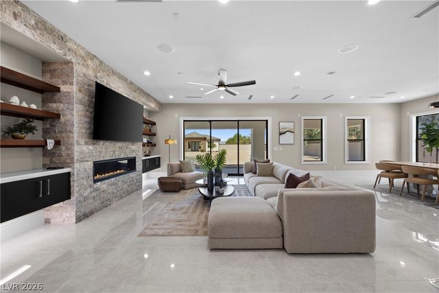 4290 West Ford Avenue, Las Vegas, NV 89139