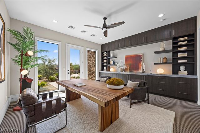 4290 West Ford Avenue, Las Vegas, NV 89139