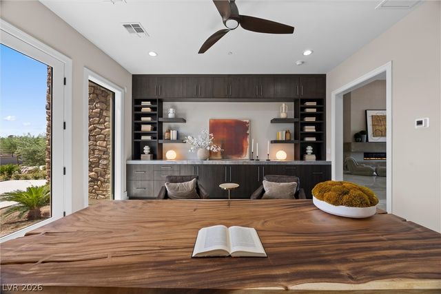 4290 West Ford Avenue, Las Vegas, NV 89139
