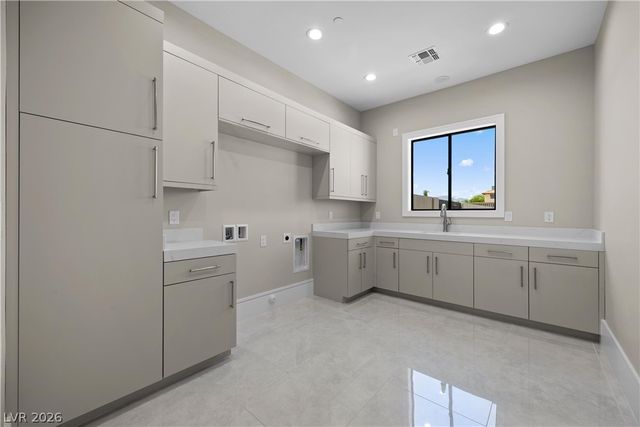 4290 West Ford Avenue, Las Vegas, NV 89139