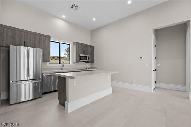 4290 West Ford Avenue, Las Vegas, NV 89139