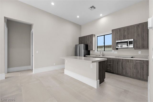 4290 West Ford Avenue, Las Vegas, NV 89139