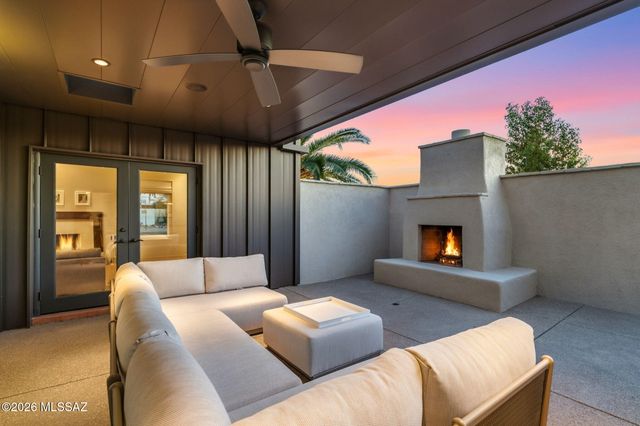 2901 E Adams Street, Tucson, AZ 85716