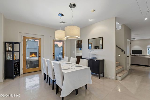 2901 E Adams Street, Tucson, AZ 85716
