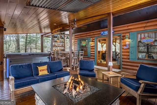 225 Hiawatha Trail, Blue Ridge, GA 30513