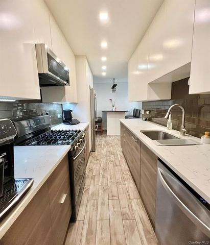 83-30 98th Street 3A, Woodhaven, NY 11421