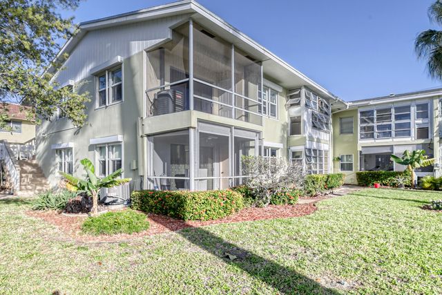960 Crystal Lake Drive 115, Deerfield Beach, FL 33064