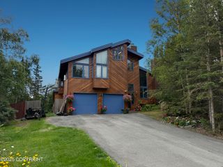 6770 Round Tree Drive, Anchorage, AK 99507