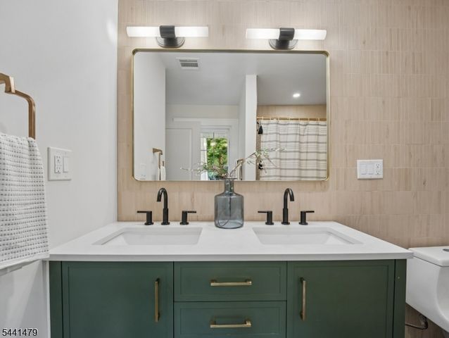 653 Hamilton Rd, South Orange Village Twp., NJ 07079