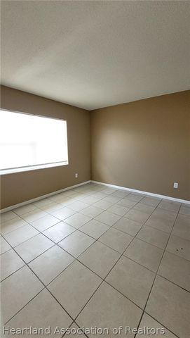241 S Commerce Avenue 202, Sebring, FL 33870