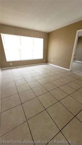 241 S Commerce Avenue 202, Sebring, FL 33870