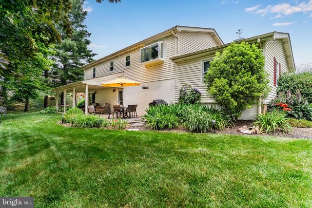 1774 S YORK STREET, Mechanicsburg, PA 17055