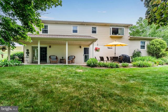 1774 S YORK STREET, Mechanicsburg, PA 17055