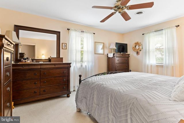 1774 S YORK STREET, Mechanicsburg, PA 17055