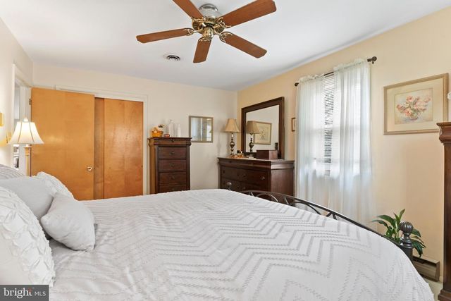 1774 S YORK STREET, Mechanicsburg, PA 17055