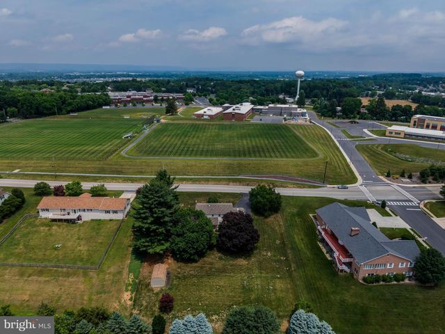 1774 S YORK STREET, Mechanicsburg, PA 17055
