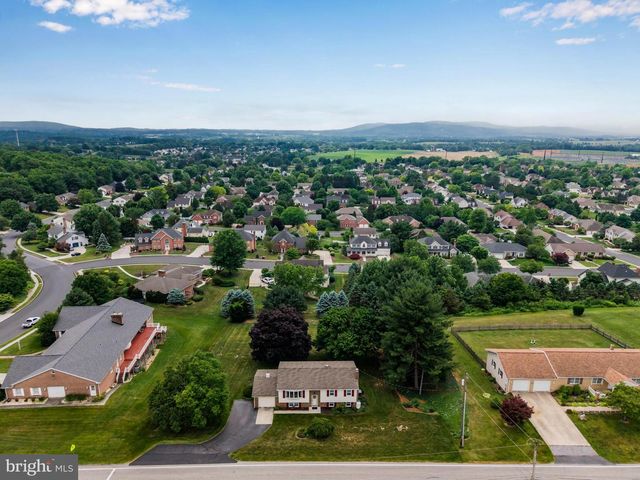 1774 S YORK STREET, Mechanicsburg, PA 17055
