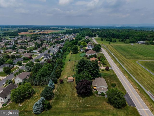 1774 S YORK STREET, Mechanicsburg, PA 17055