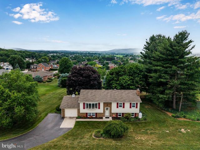 1774 S YORK STREET, Mechanicsburg, PA 17055