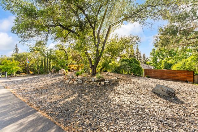 6762 Highland Rd, Granite Bay, CA 95746