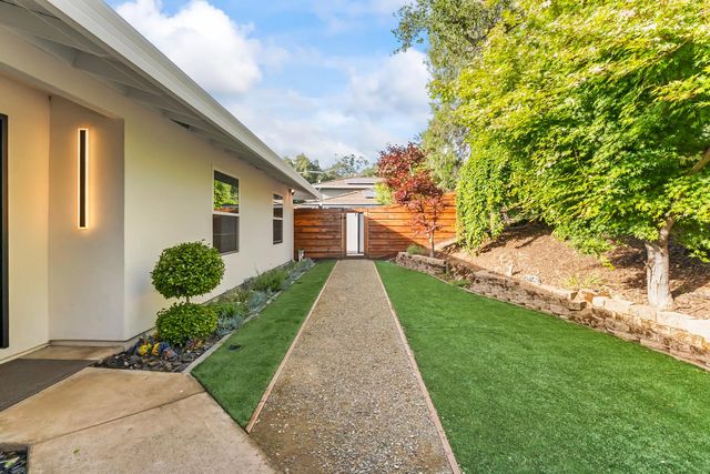 6762 Highland Rd, Granite Bay, CA 95746