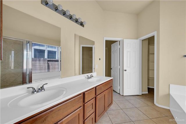 3300 San Angelo Street, Mission, TX 78573