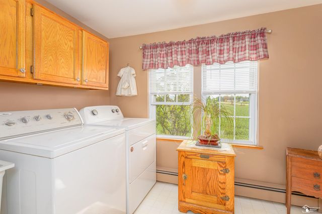 8888 Us Turnpike Road, Newport, MI 48166