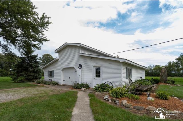 8888 Us Turnpike Road, Newport, MI 48166