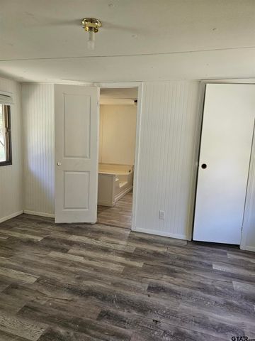 4503 Sunrise, Chandler, TX 75758