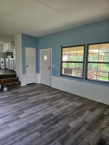 4503 Sunrise, Chandler, TX 75758