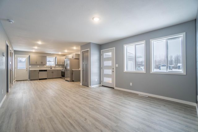 412 Russ Parta Drive, New York Mills, MN 56567