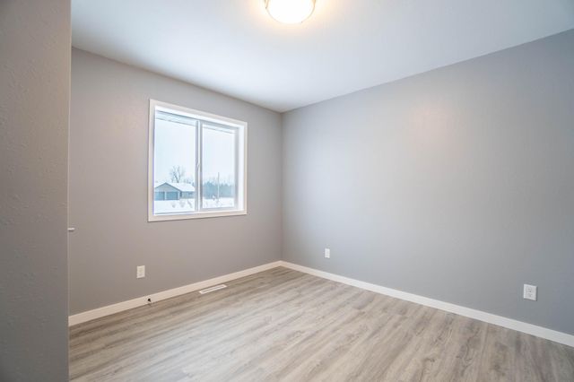 412 Russ Parta Drive, New York Mills, MN 56567