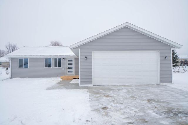 412 Russ Parta Drive, New York Mills, MN 56567