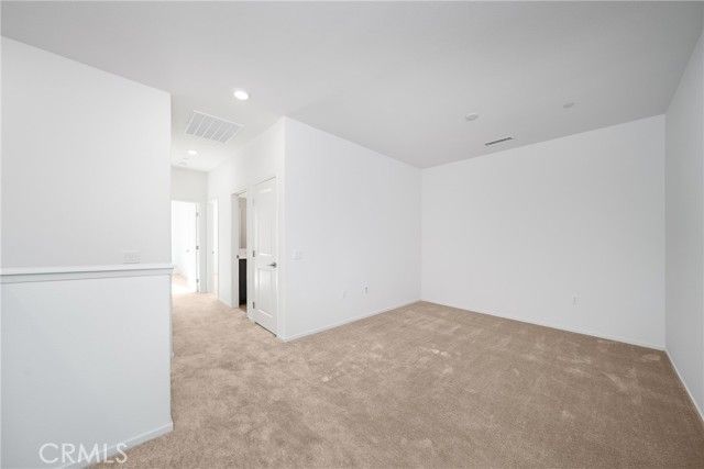 3560 S Eichler Paseo 101, Ontario, CA 91761