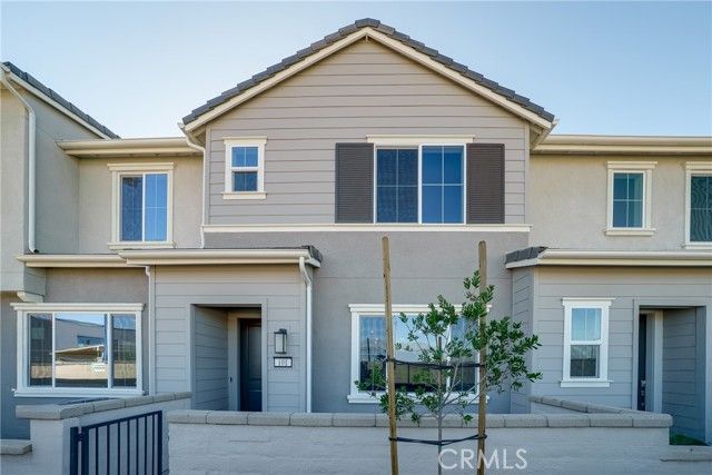 3560 S Eichler Paseo 101, Ontario, CA 91761