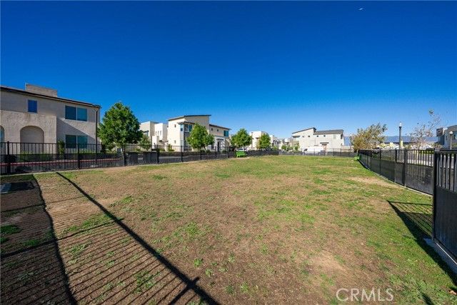 3560 S Eichler Paseo 101, Ontario, CA 91761