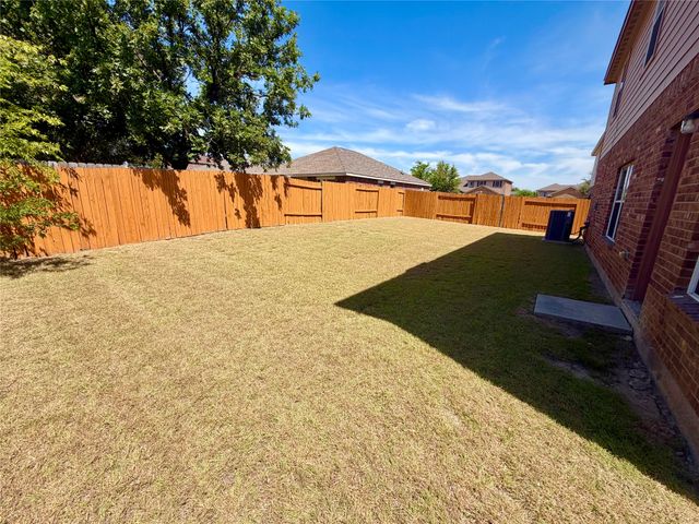 1105 First Street, Sanger, TX 76266