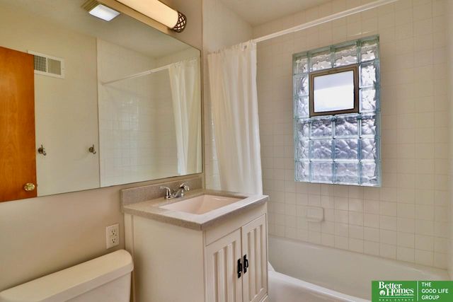 3919 Polk Street, Omaha, NE 68107