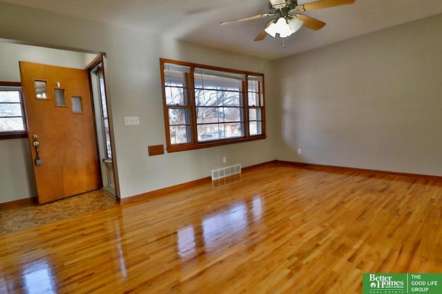 3919 Polk Street, Omaha, NE 68107