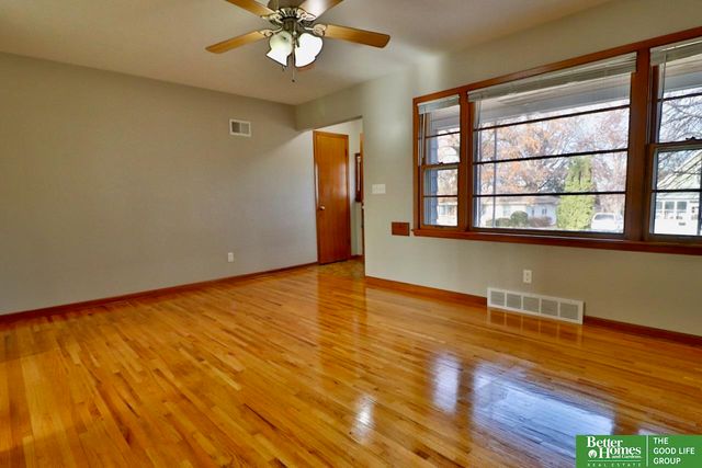 3919 Polk Street, Omaha, NE 68107