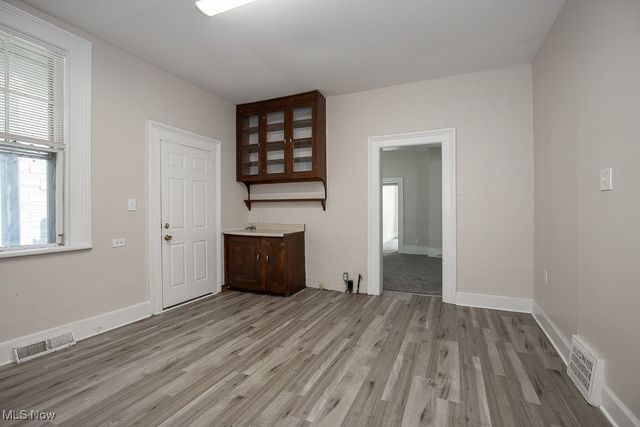 2188 Fulton Road, Cleveland, OH 44113